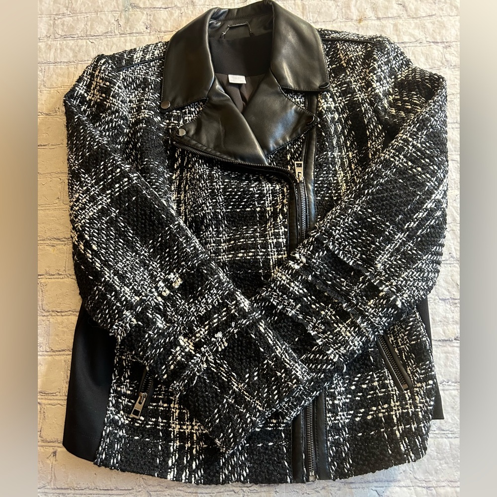 CHICO’S TWEED & FAUX LEATHER MOTO JACKET SILVER TONE HARDWARE WOMEN’S SIZE 1 - Picture 2 of 10